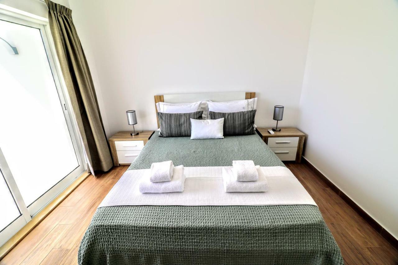 By The Sea - Sea View Torres Apartment Portimao Exterior photo